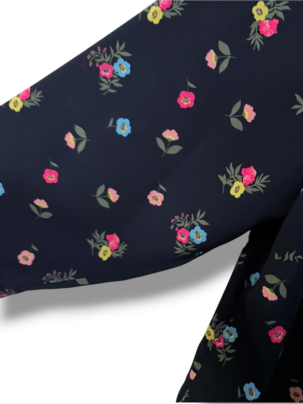 Three Colorful Patterned Lightweight Tops, PXL - Picture 9 of 16